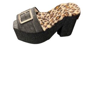 Leopard Print Platform Sandals with Buckle